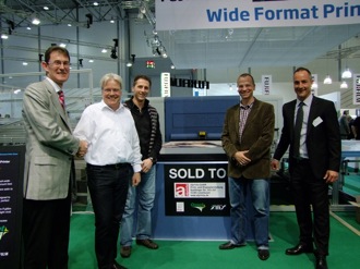 Fujifilm breaks all records with sales of Inca Onset S40i