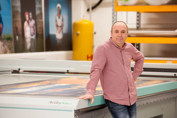 SAS Graphics investment leads to new wide-format trade print service