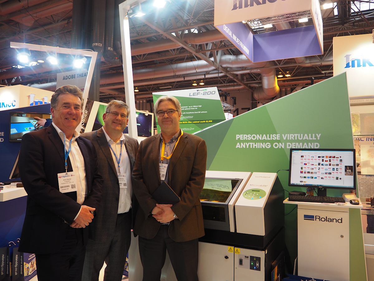 Roland DG in printing systems integration project with Custom Gateway