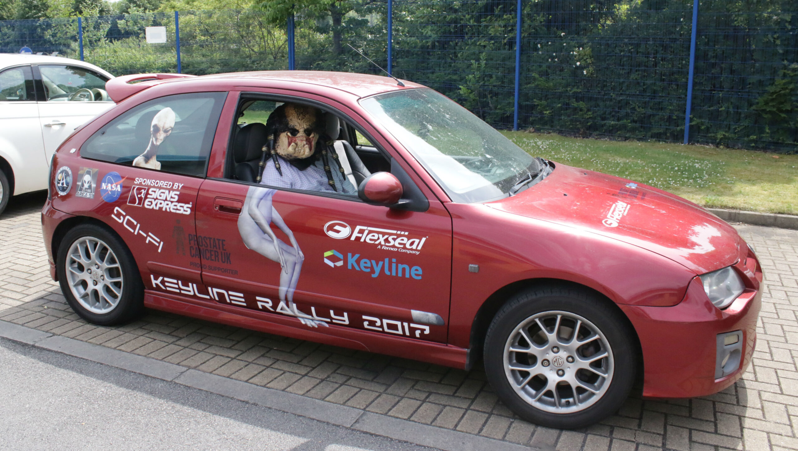 Signs Express (Sheffield) grasps alien concept