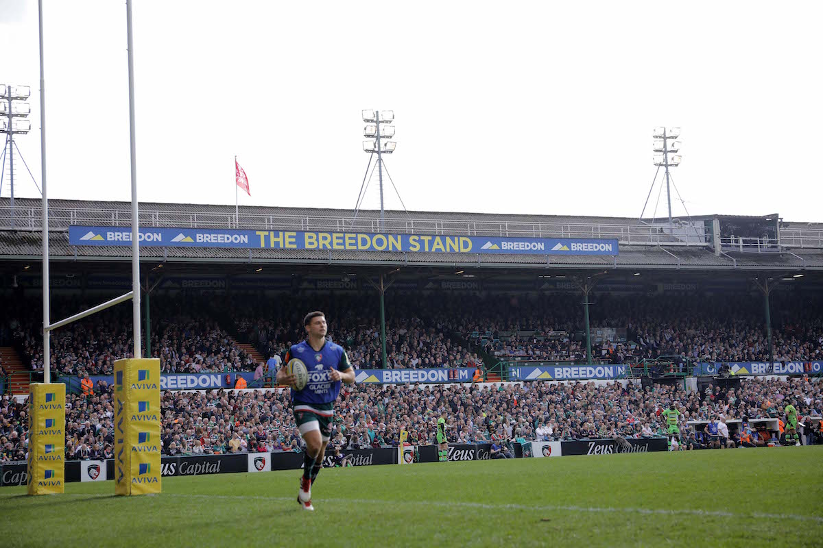 Footie first for Signs Express (Grantham)