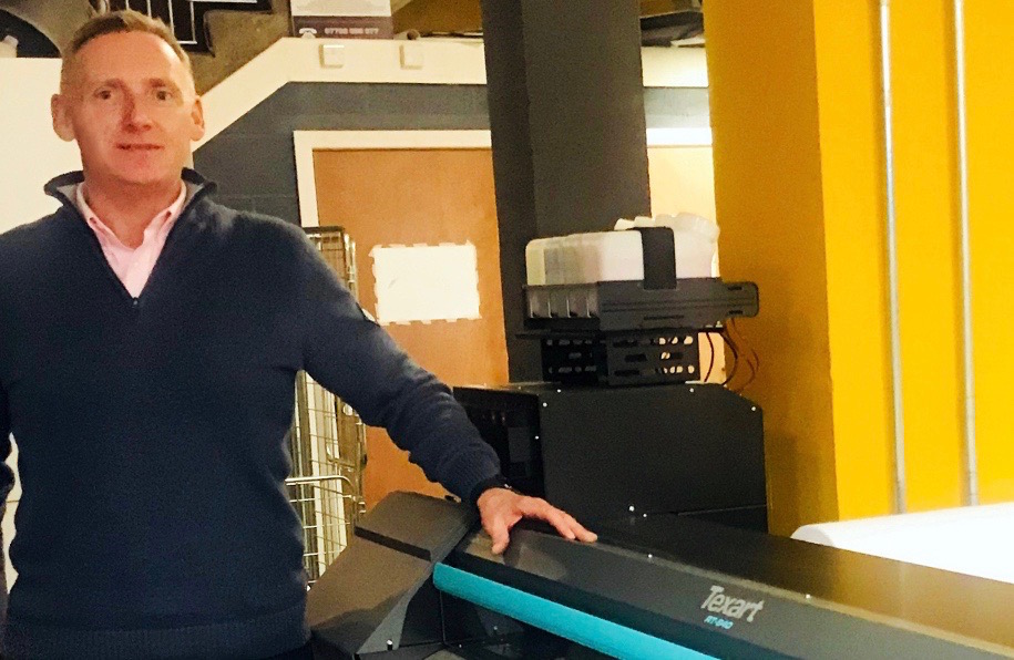 Grangeprint takes UK’s first Roland Texart RT-640M