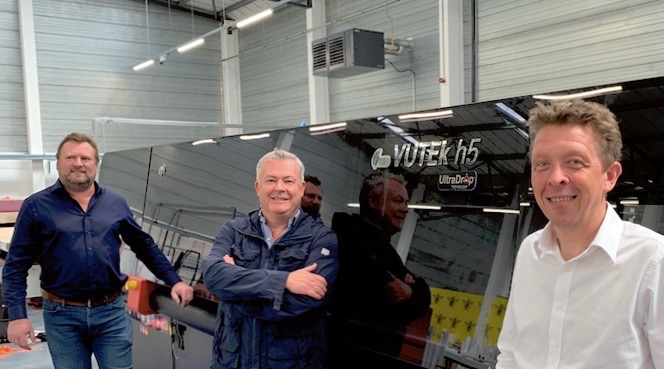 3 Sixty installs EFI Vutek h5