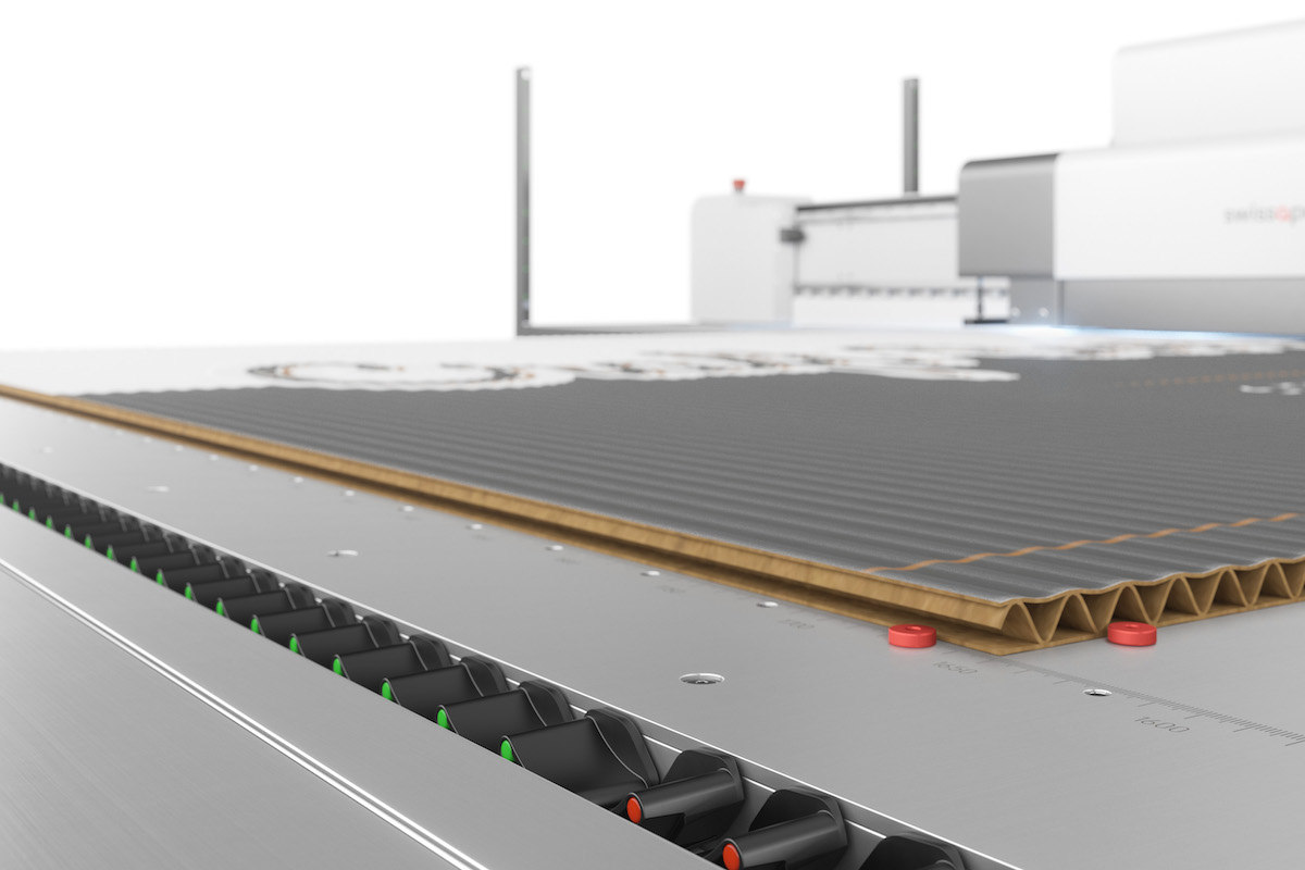 swissQprint adds vacuum innovation to all its flatbeds