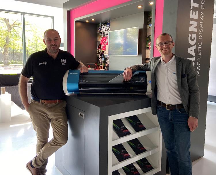 Papergraphics joins Roland DG dealer channel