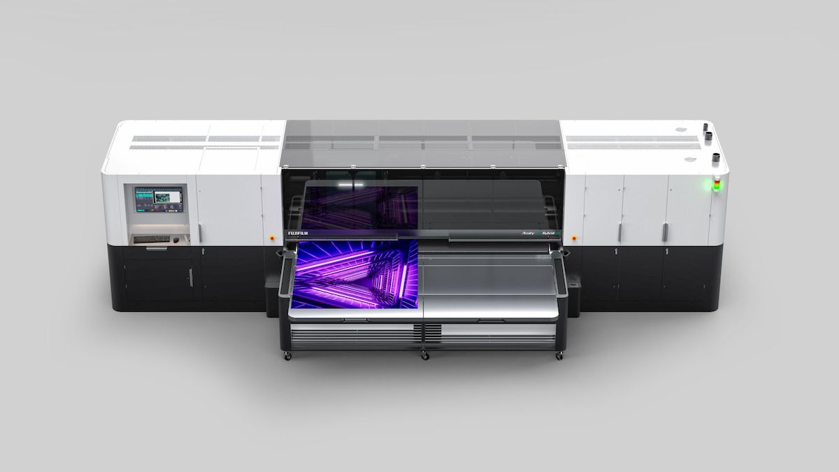 Fujifilm makes first foray into the high-end wide format hybrid market