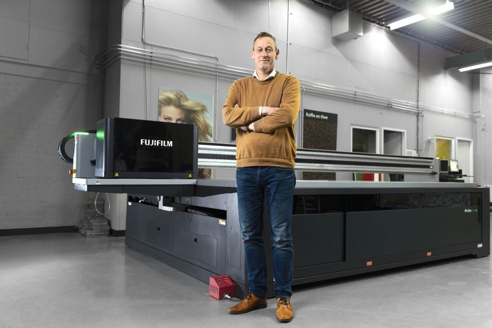 Netherlands firm A1 Signs takes first Acuity Prime L