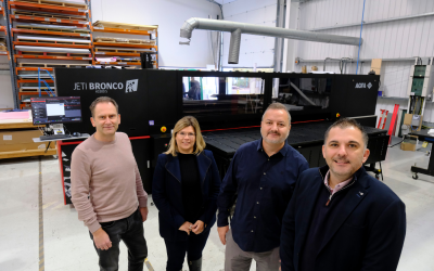Format Graphics becomes world’s first to install AGFA Jeti Bronco 3.2m print engine