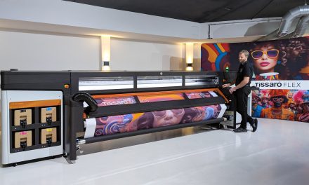 Papergraphics installs HP Stitch S1000 printer in newly renovated demonstration centre