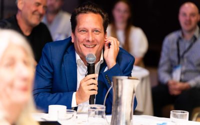 Girls Who Print awards FESPA CEO with Ally Award