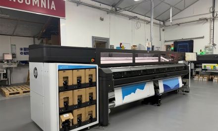 Universal Graphics upgrades capabilities with HP Latex FS60W