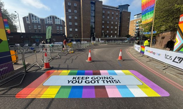 Massive creates London Marathon Rainbow Row with Alumigraphics Grip