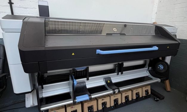 Advance Print Solutions installs new HP Latex 830W